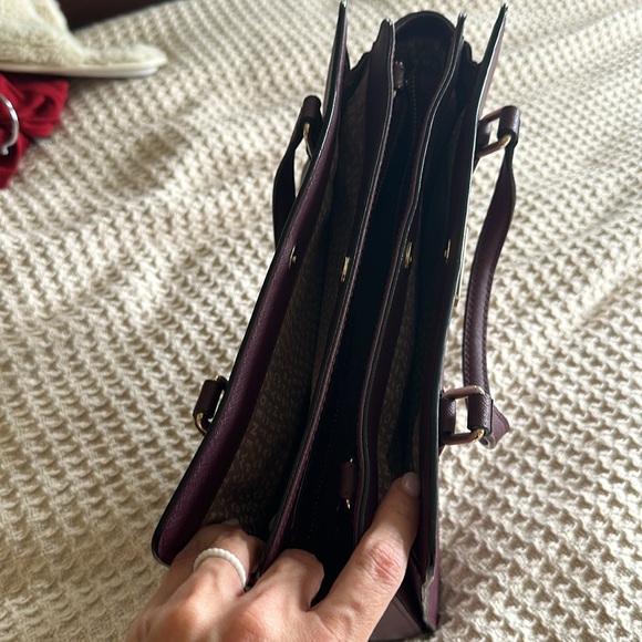 Kate Spade Shoulder Bag, Burgundy - Picture 4 of 5